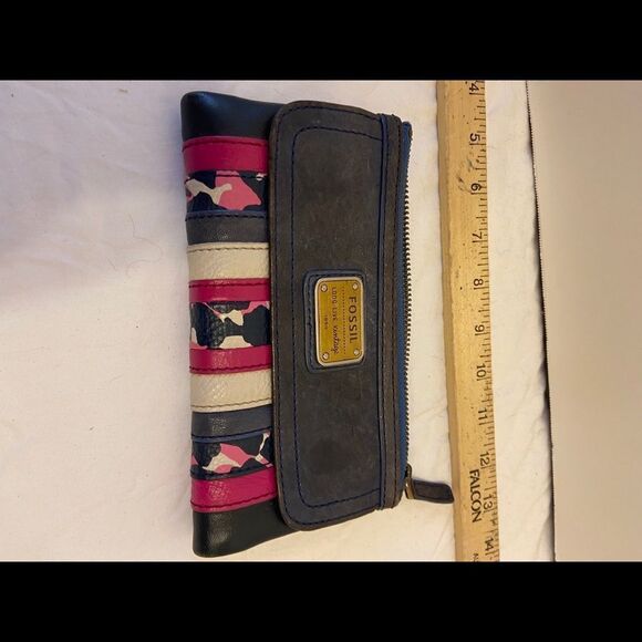 Fossil wallet blue leather 8” - Picture 1 of 5